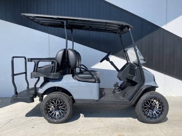 2024 E-Z-GO Express™ S4 ELiTE™ Lithium Ocean Grey