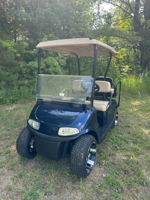 2018 E-Z-GO RXV® Electric
